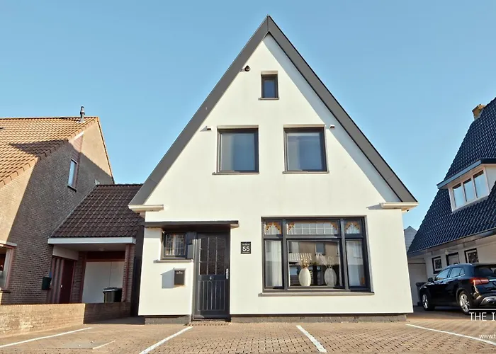 Theislandlife House 11p